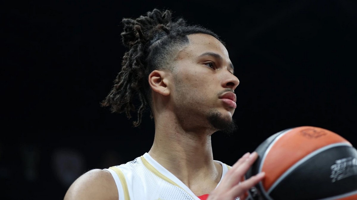 EuroBasket 2025: «Κόπηκε» από την τελική δωδεκάδα της Εθνικής Γαλλίας ο Στραζέλ – Στη θέση του ο Χιφί