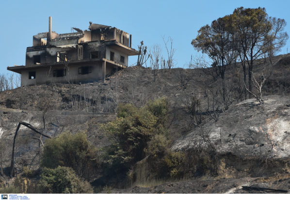 Φωτιές - καταστροφές σπίτια
