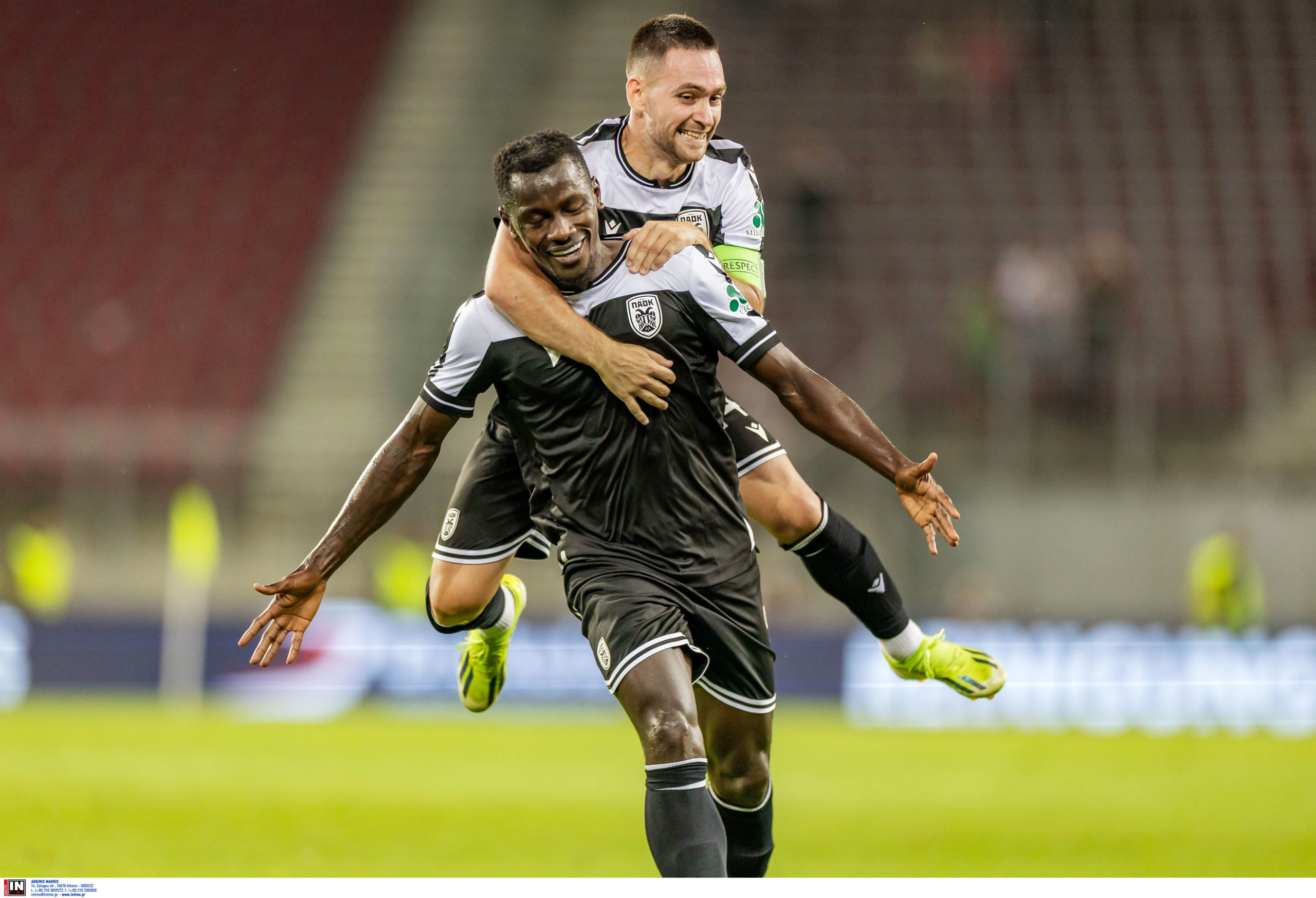 ΠΑΟΚ καμαρά