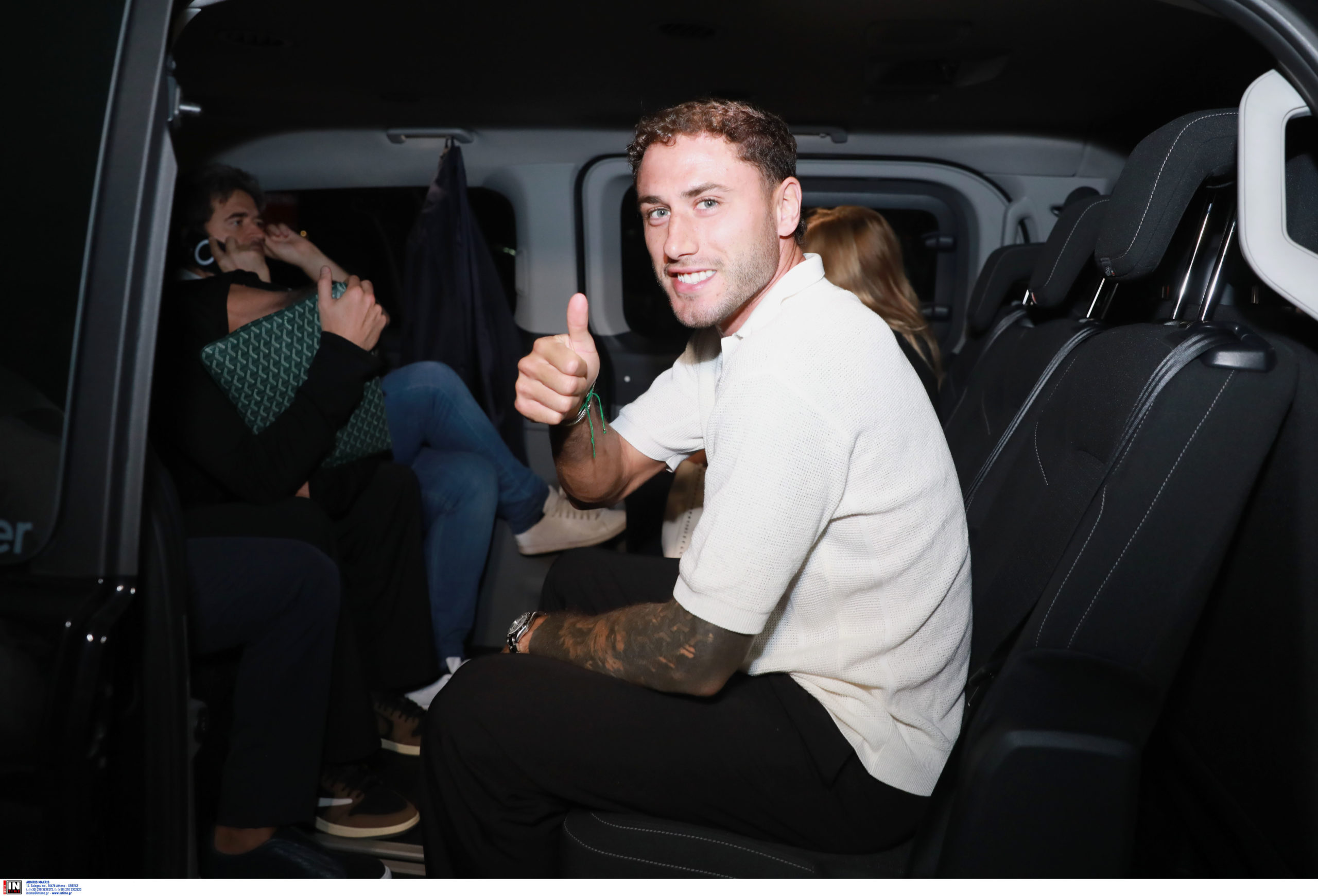 Παναθηναϊκός: Έφτασε στην Αθήνα ο Νταβίντε Καλάμπρια – Δείτε φωτογραφίες