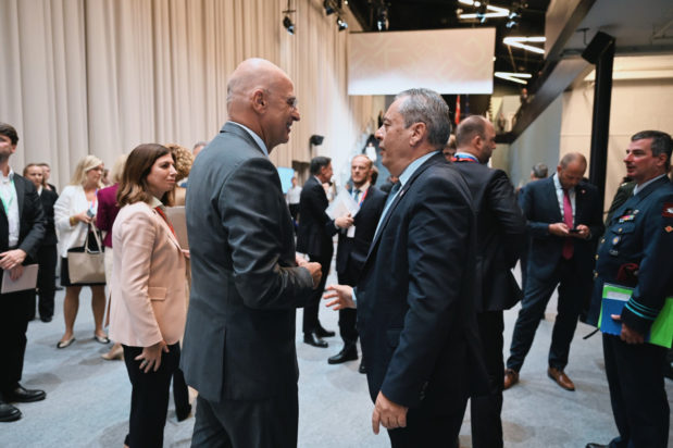 Νίκος Δένδιας: Συναντήθηκε με τον Δανό ομόλογό του