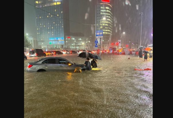 ΝΟΤΙΑ ΚΟΡΕΑ ΠΛΗΜΜΥΡΕΣ