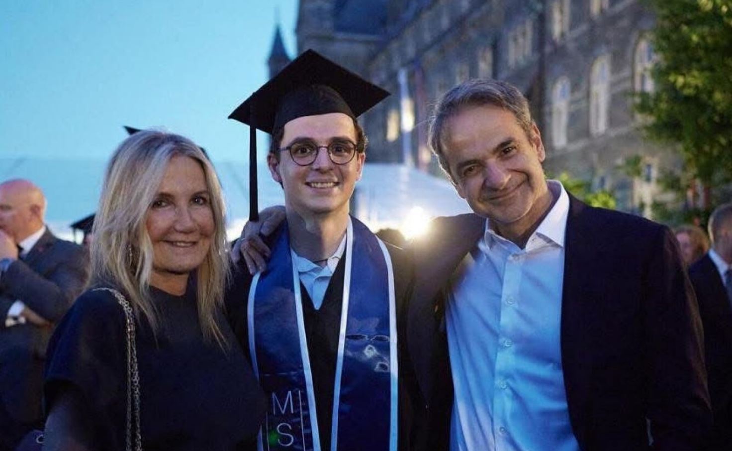 ΜΗΤΣΟΤΑΚΗΣ ΚΩΝΣΤΑΝΤΙΝΟΣ