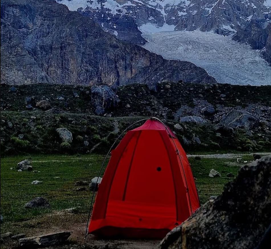 ΛΑΟΥΡΑ ΝΤΑΛΜΑΙΕΡ