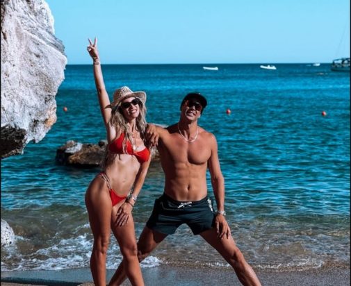 ΟΙΚΟΝΟΜΑΚΟΥ ΤΣΕΡΕΛΑ