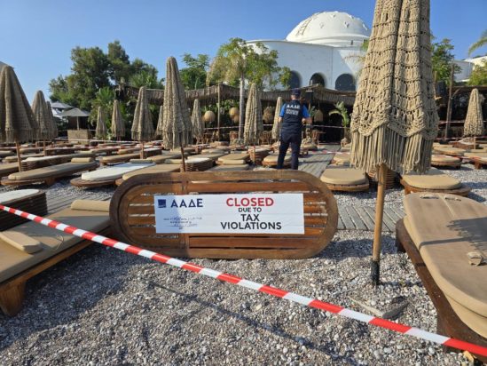 Ρόδος: Πρόστιμο και λουκέτο σε γνωστό beach bar