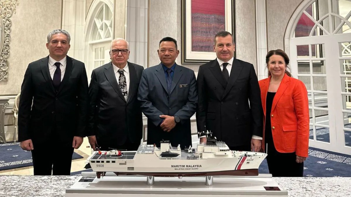 Η Τουρκία ναυπηγεί το πρώτο μεγάλο πλοίο της Μαλαισίας – Η αναβλητικότητα του Πολεμικού Ναυτικού στην Ελλάδα