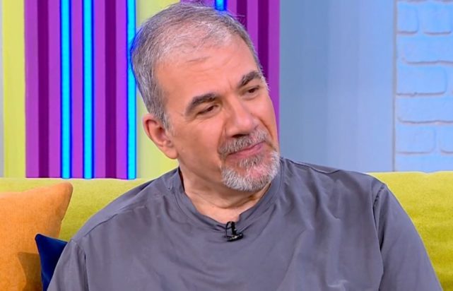 Δημήτρης Σταρόβας