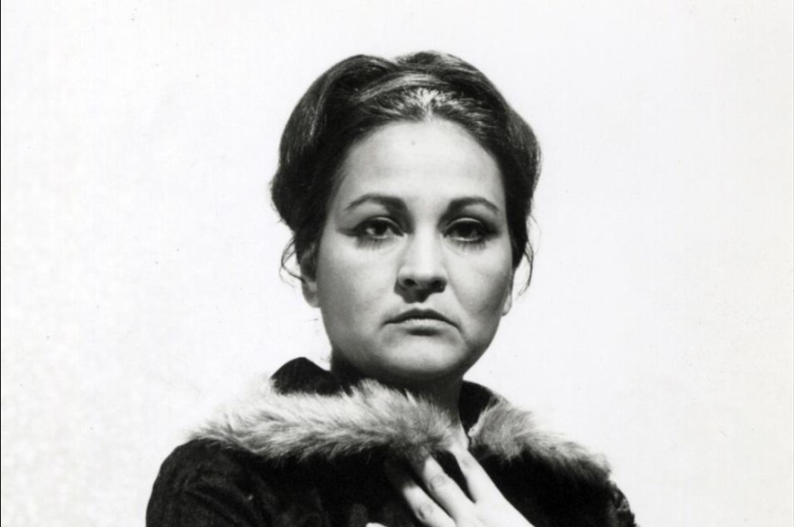 Έλενα Καρπέτα