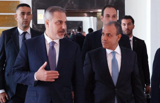 Μπαντρ Αμπντελάτι Χακάν Φιντάν