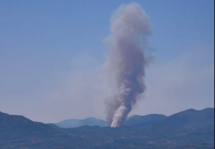 Φωτιά στα Πετράλωνα Μεσσηνίας – Ήχησε το 112