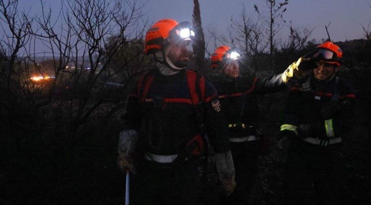 Γαλλία φωτιά πυροσβέστες