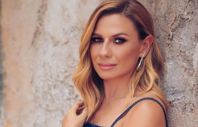 Κατερίνα Καραβάτου