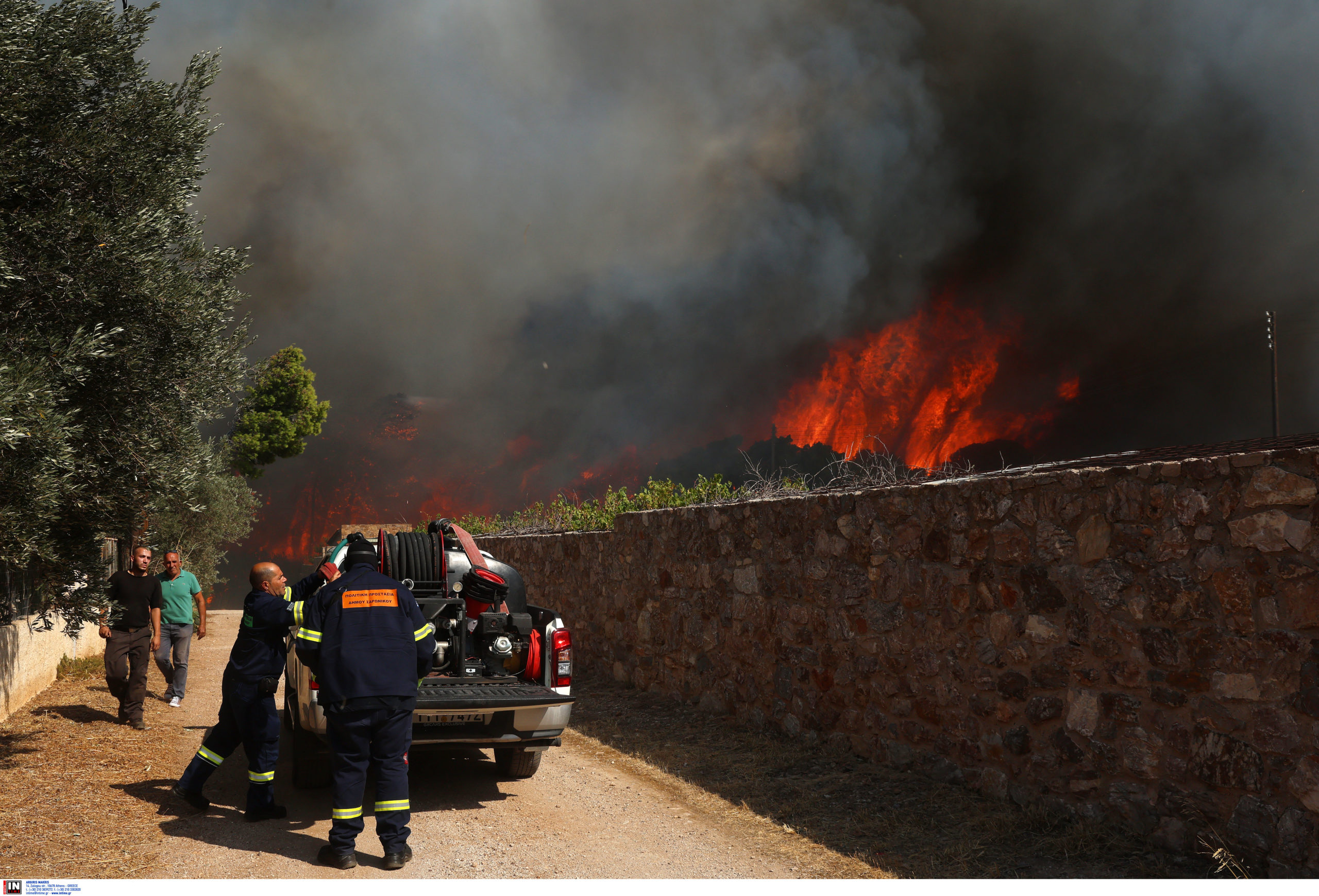 Φωτιά στην Κερατέα: Εκκενώνεται η περιοχή ΑΤΕ του δήμου Σαρωνικού – Νέο μήνυμα του 112