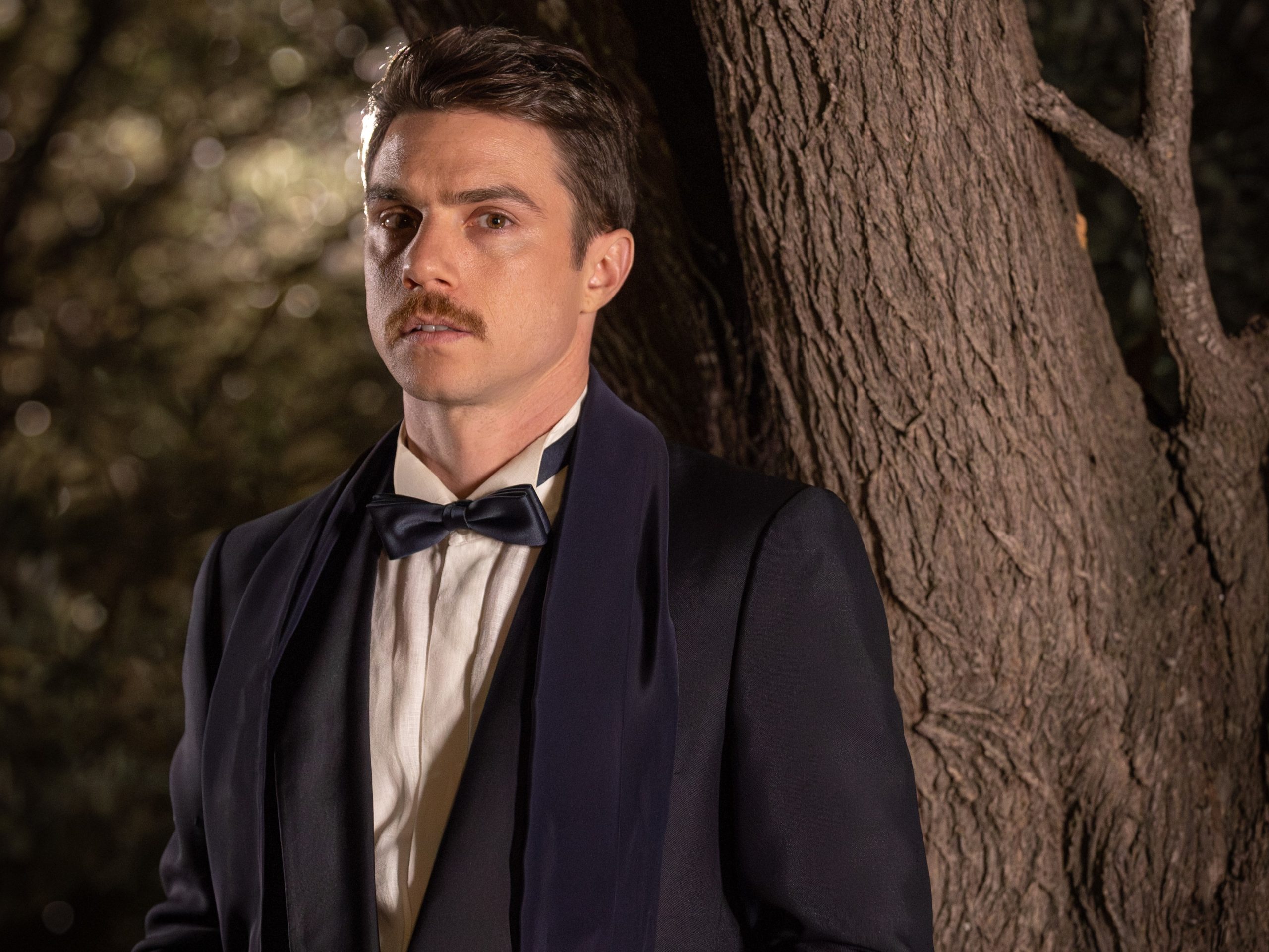 Grand Hotel: Ποιος είναι ο Άρης Δανέζης που θα υποδυθεί ο Δημήτρης Κίτσος;