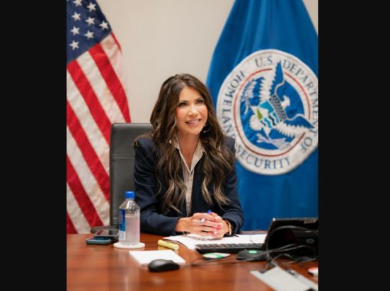 ΚΡΙΣΤΙ ΝΟΕΜ