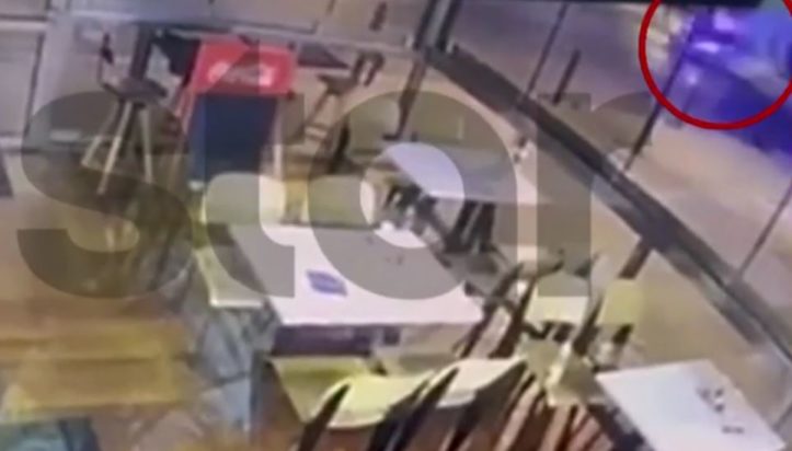 Νέα Ερυθραία, παρουσιάστρια, αδελφός