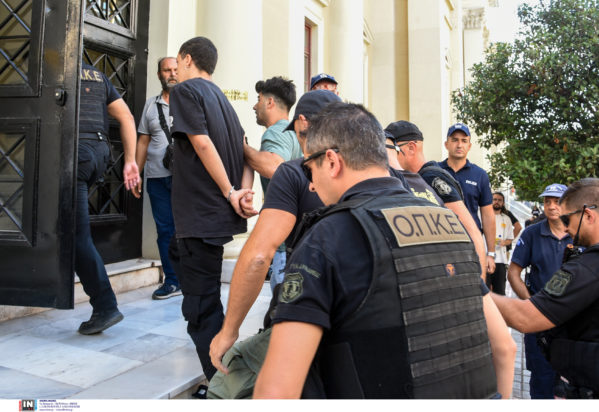 Πάτρα, συλληφθέντες, φωτιά, Αχαΐα