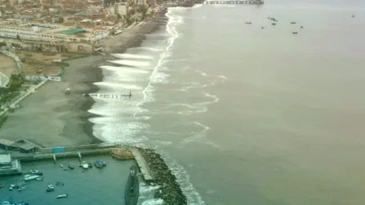 Περού: Έκλεισαν 88 λιμάνια εξαιτίας του ισχυρού αντικυκλώνα που πλήττει τον Νότιο Ειρηνικό – Ένας νεκρός