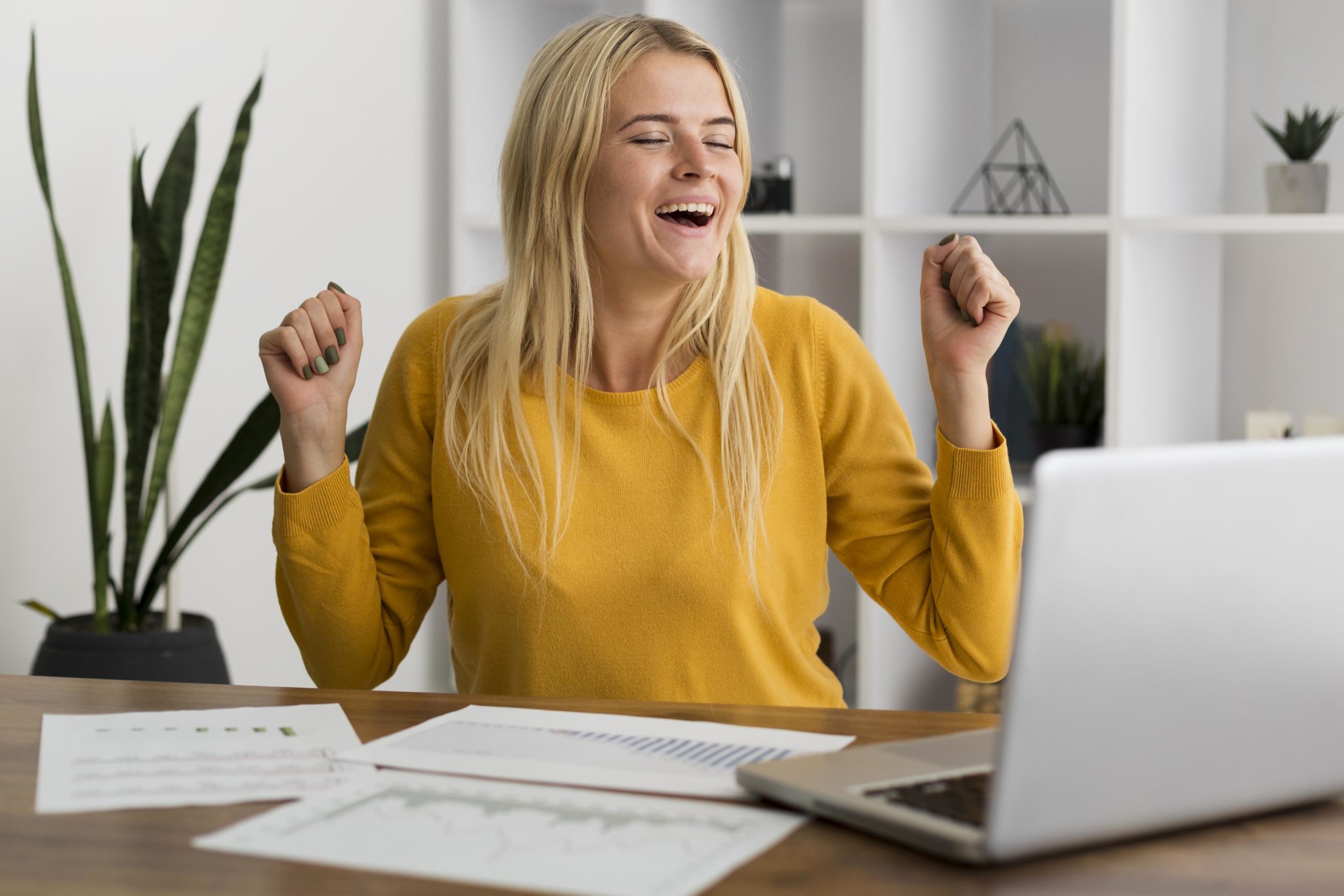 Οικονομική τύχη για 2 ζώδια μετά τη Νέα Σελήνη στις 23 Αυγούστου. Φωτογραφία: Freepik