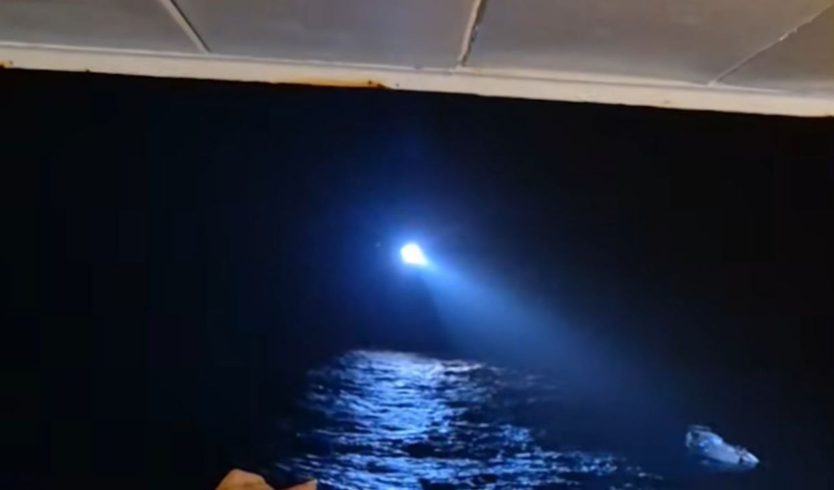 Μεγάλη επιχείρηση για ιστιοφόρο που εξέπεμψε SOS ανοιχτά της Σύρου – Βίντεο