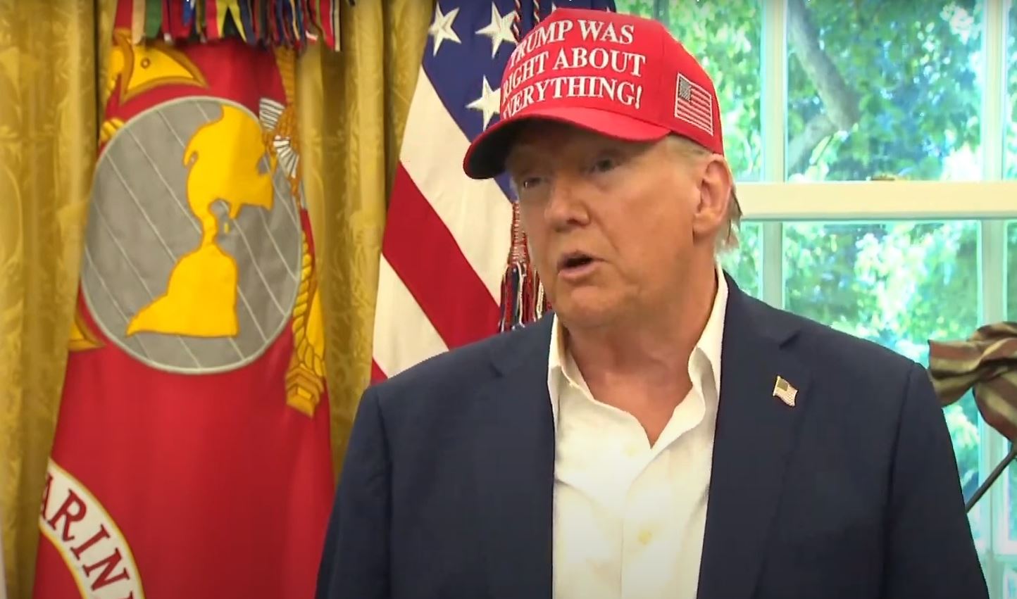 Τραμπ: «Σε δύο εβδομάδες» θα ξέρει αν θα επιτευχθεί ειρήνη στην Ουκρανία – Τι είπε για τον Τζον Μπόλτον