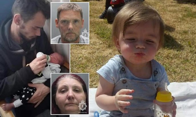 Φρίκη στη Βρετανία: Παππούδες δολοφόνησαν τον 2χρονο εγγονό τους - «Τον βασάνισαν μέχρι θανάτου»
