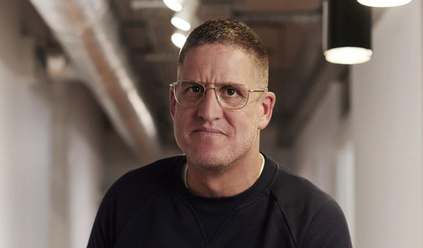 Μύκονος: Ποιος είναι ο δισεκατομμυριούχος Tom Greenwood που σώθηκε από γιατρούς του ΕΣΥ – Παραλίγο να πεθάνει σε τροχαίο