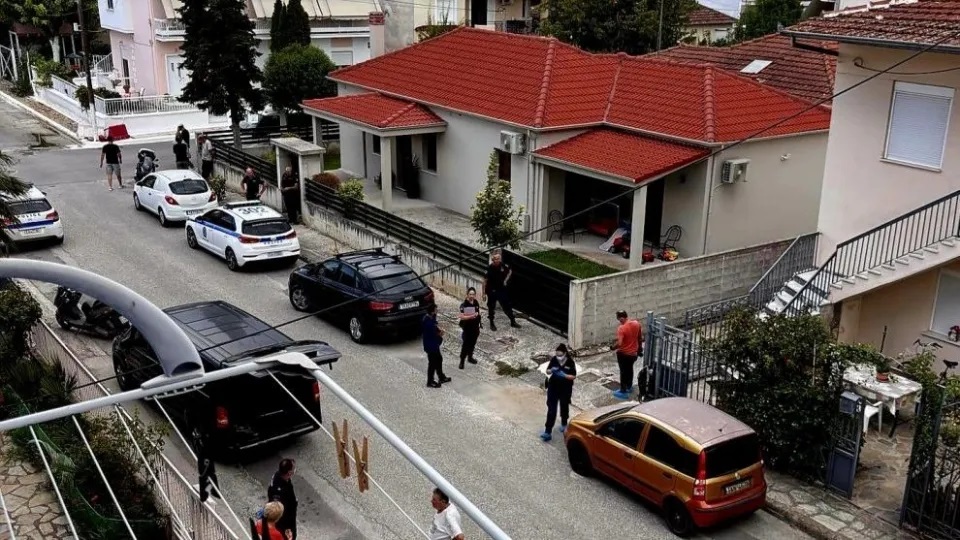 Τρίκαλα, νεκροί, Μητέρα, γιος