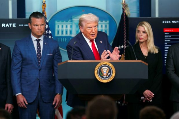 Ντόναλντ Τραμπ Πιτ Χέγκσεθ