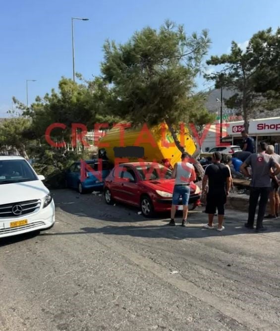 Χερσόνησος: Βίντεο ντοκουμέντο από τη στιγμή της θανατηφόρας παράσυρσης τουρίστα – «Θα μπορούσα να είμαι κι εγώ νεκρή» λέει αυτόπτης μάρτυρας