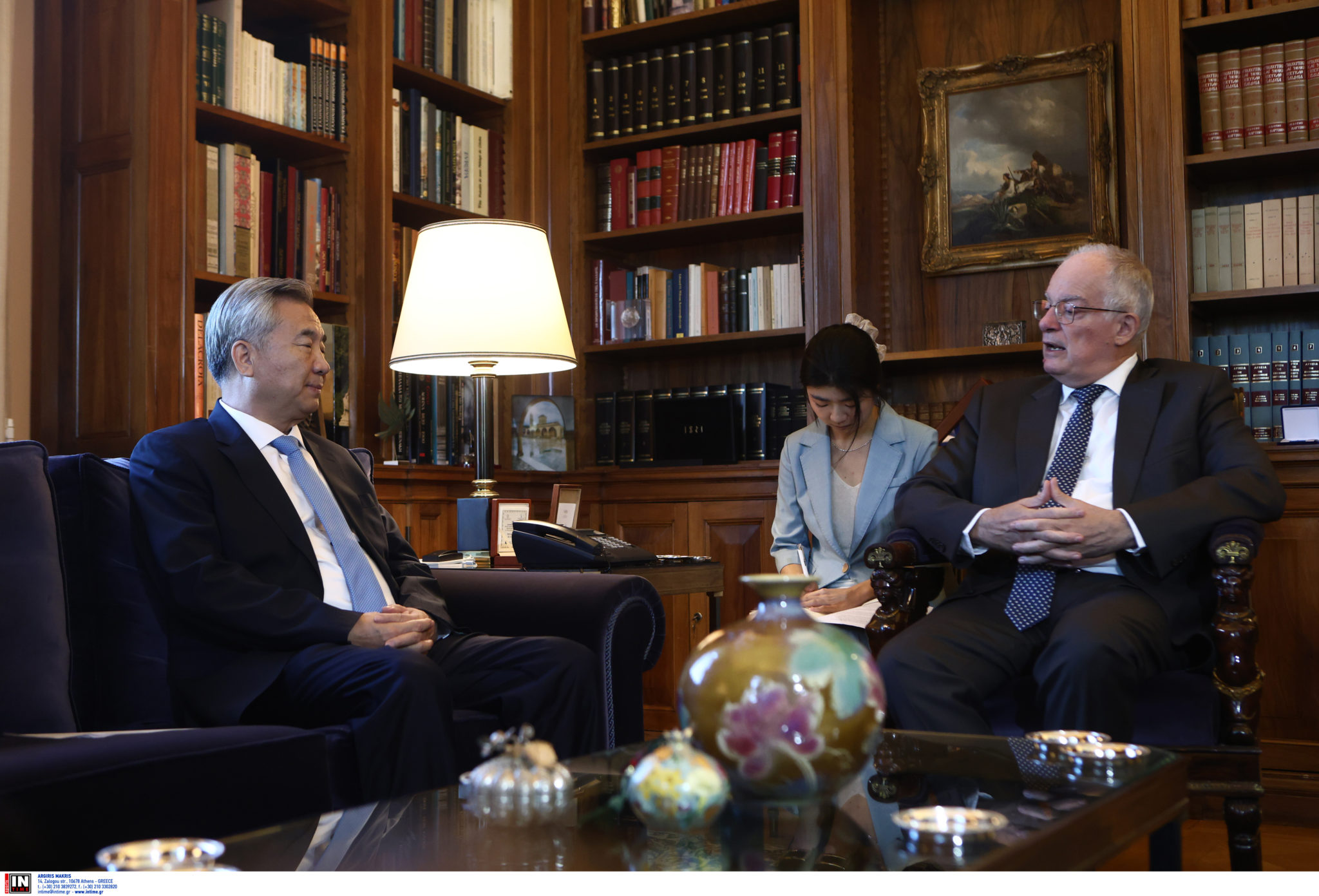 Κωνσταντίνος Τασούλας: Συναντήθηκε με τον Λι Σι, ανώτερο αξιωματούχο του Κομμουνιστικού Κόμματος Κίνας