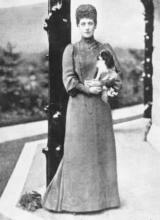 Η πανέξυπνηβασίλισσα Αλεξάνδρα.