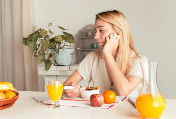Αναιμία: Το φρούτο που βοηθάει στην αντιμετώπισή της και ενισχύει την παραγωγή ερυθρών αιμοσφαιρίων, σύμφωνα με γιατρό