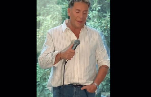 Γιώργος Μαζωνάκης