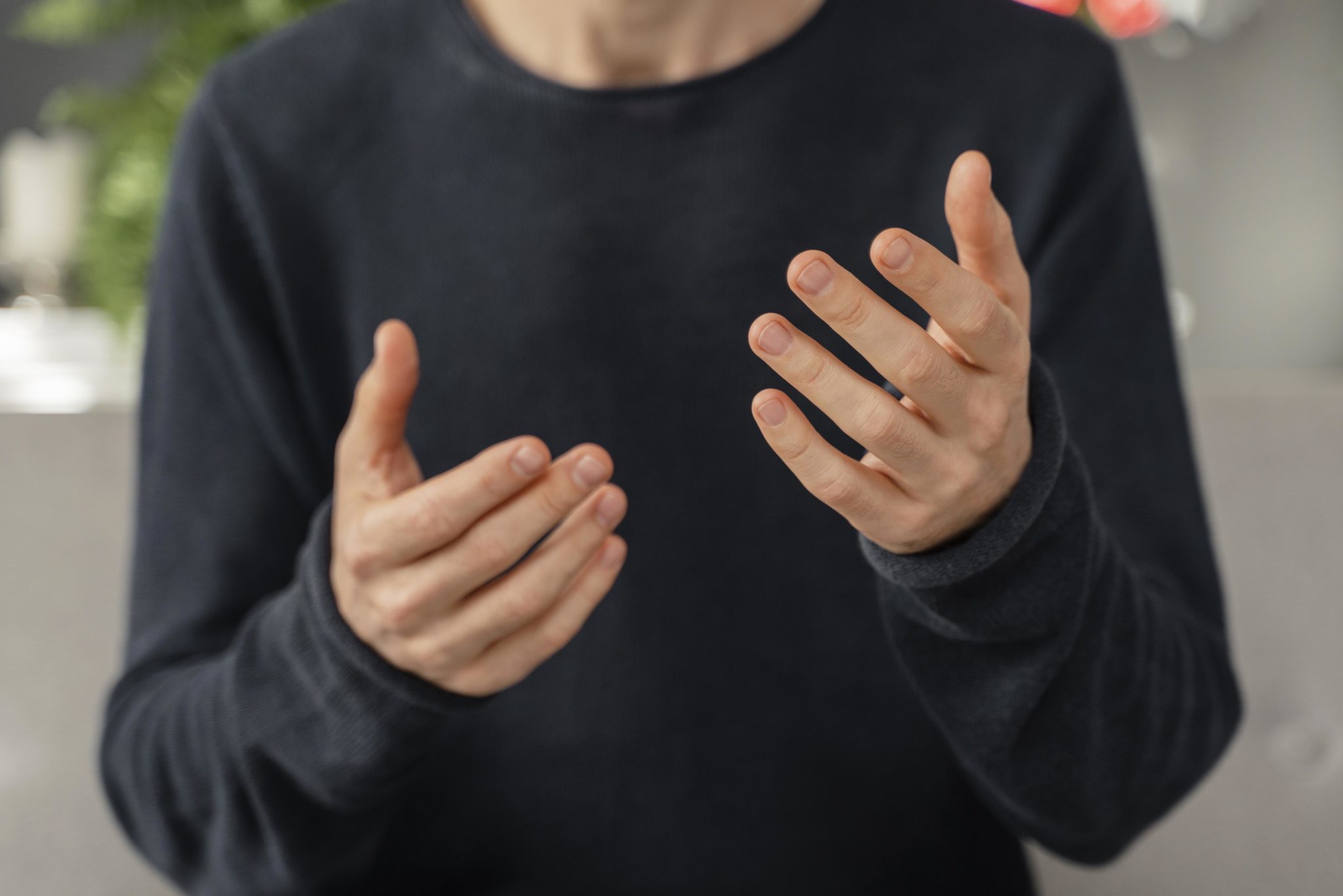 Ύπνος: 4 λόγοι για τους οποίους ξυπνάτε με μουδιασμένα χέρια