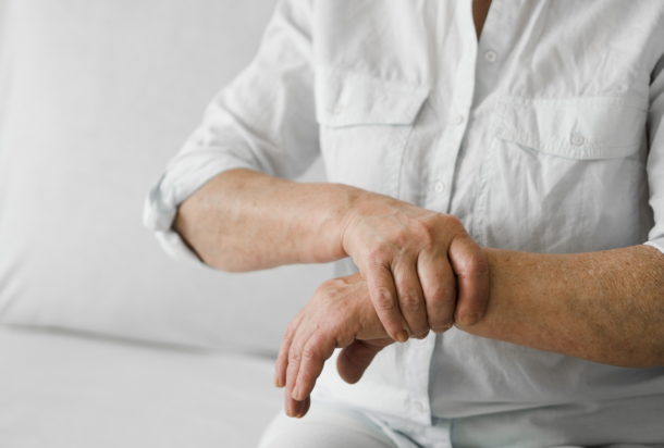 Αρθρίτιδα: Η προσθήκη ενός συστατικού στη διατροφή θα μπορούσε να απαλύνει τον πόνο, σύμφωνα με ειδικούς