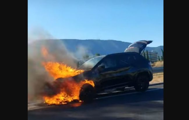Φωτιά, όχημα, Αττική Οδός