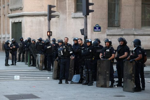 Γαλλία απεργία διαδηλώσεις