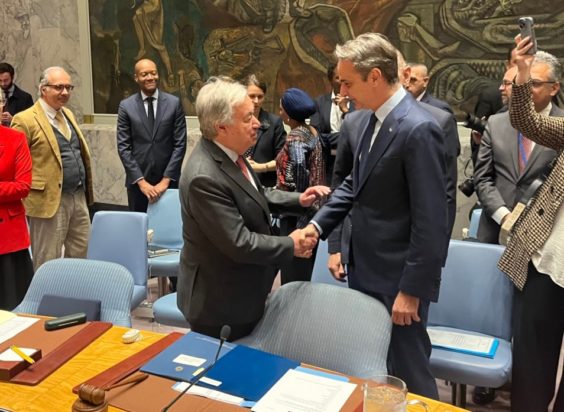 ΓΚΟΥΤΕΡΕΣ ΜΗΤΣΟΤΑΚΗΣ