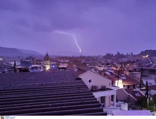 καιρός κακοκαιρία βροχή καταιγίδα καταιγίδες