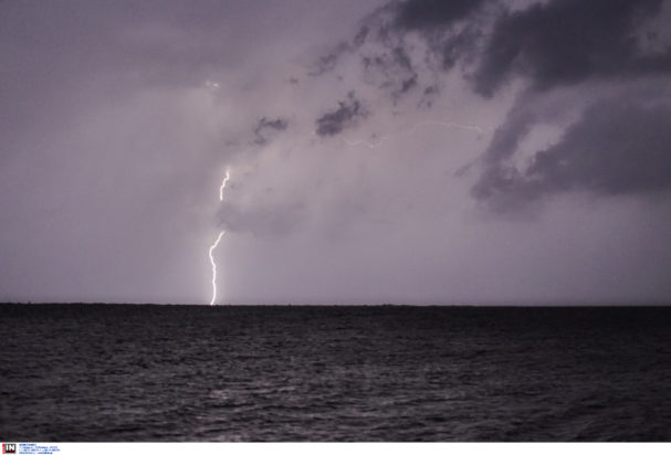 καιρός κακοκαιρία βροχή καταιγίδα καταιγίδες