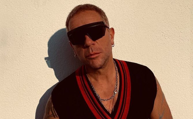 Γιώργος Μαζωνάκης