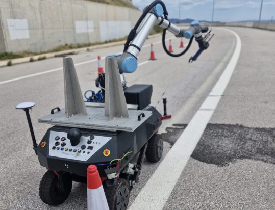 Ένα αυτόνομο ρομπότ δοκιμάστηκε στην Ολυμπία Οδό