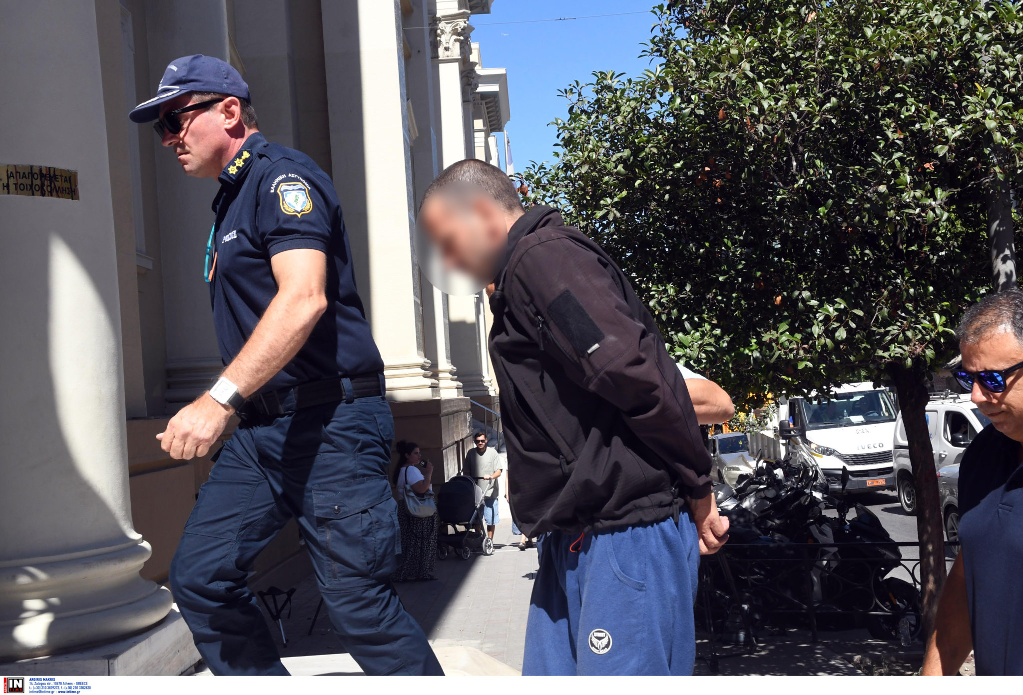 Πάτρα οδηγός μηχανής