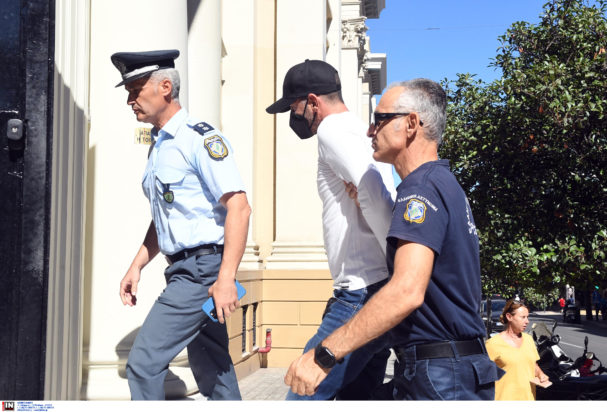 Πάτρα οδηγός μηχανής