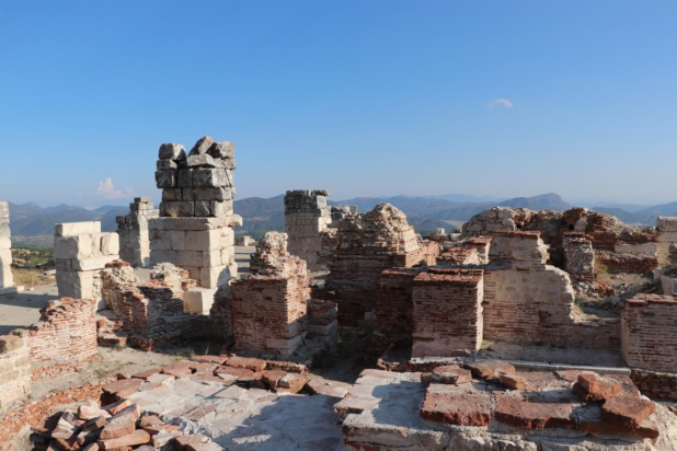 Τα ερείπια του συγκροτήματος του ρωμαϊκού λουτρού στην αρχαία πόλη της Σαλαγασσού. 19 Σεπτεμβρίου 2025. Φωτογραφία: ΑΑ