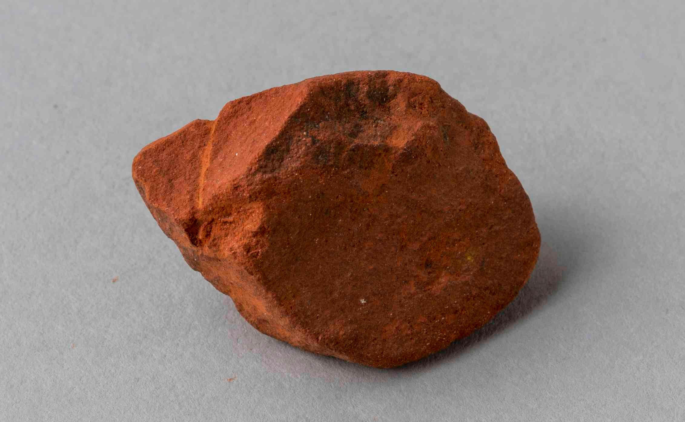 Η φυσική ώχρα μπορεί να λειτουργήσει ως προστατευτικό αντηλιακό του δέρματος. Φωτογραφία: Museo Egizio di Torino