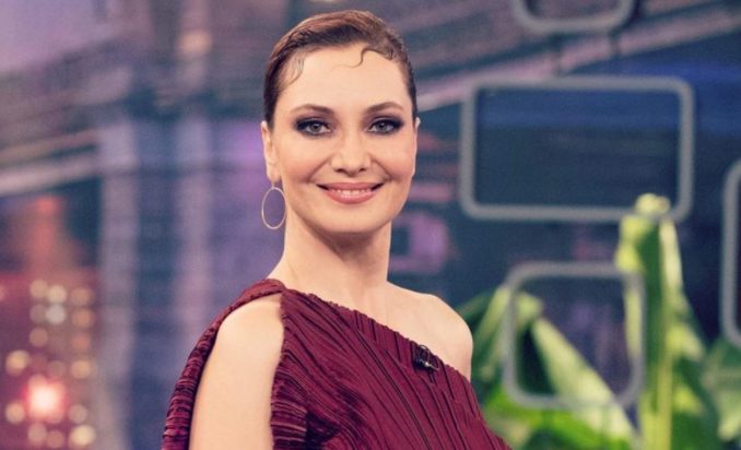 Στεφανή Καπετανίδη