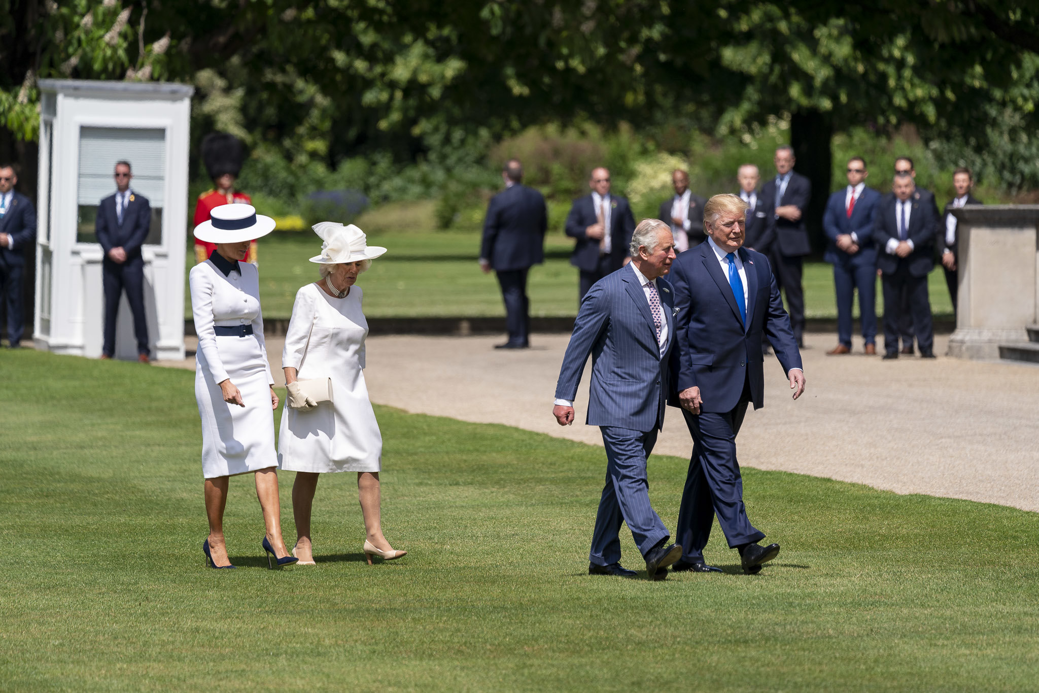Ντόναλντ Τραμπ Βασιλιάς Κάρολος Καμίλα Μελάνια Τραμπ